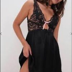 For love& lemons black lace slip dress newwith tags